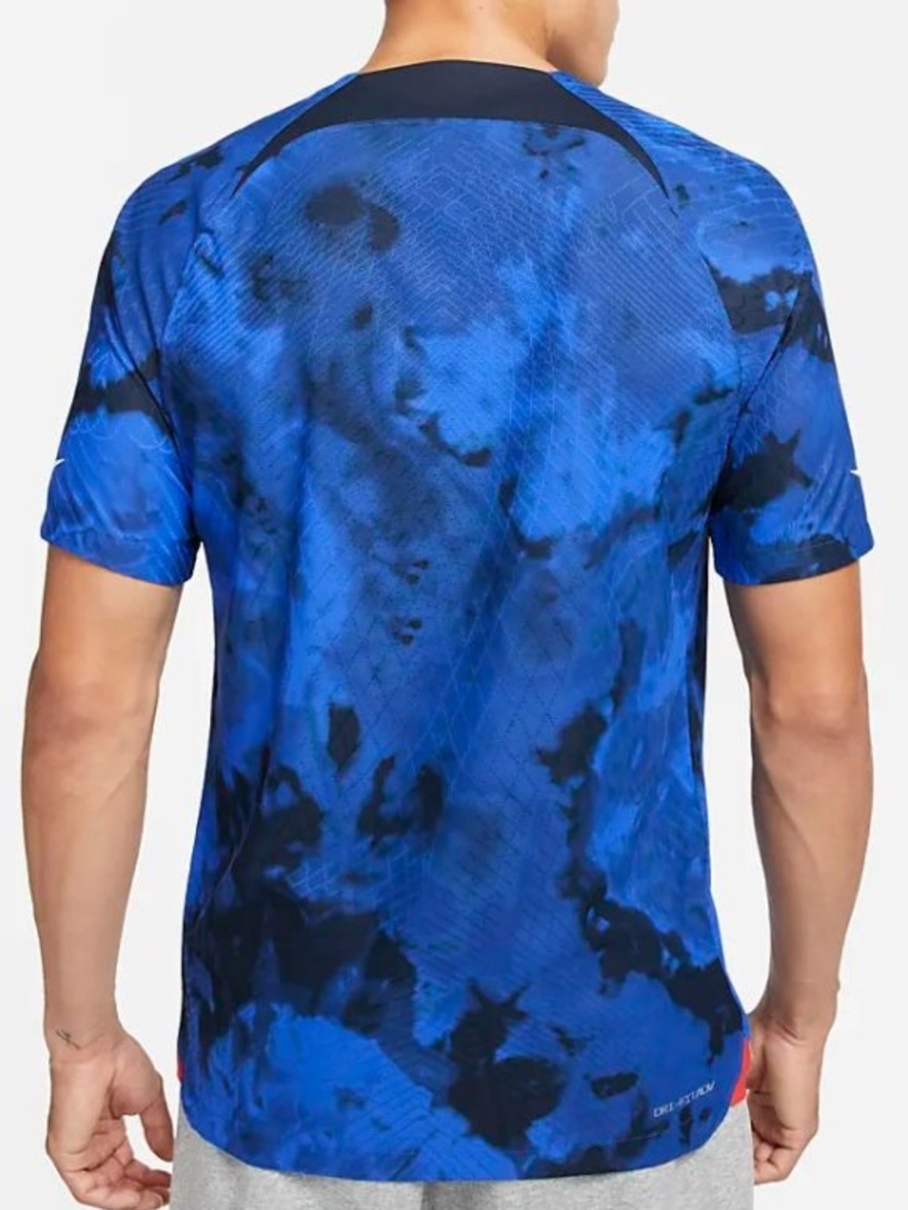 Nike USA Men's Blue Soccer Jersey - Picture 3 of 8